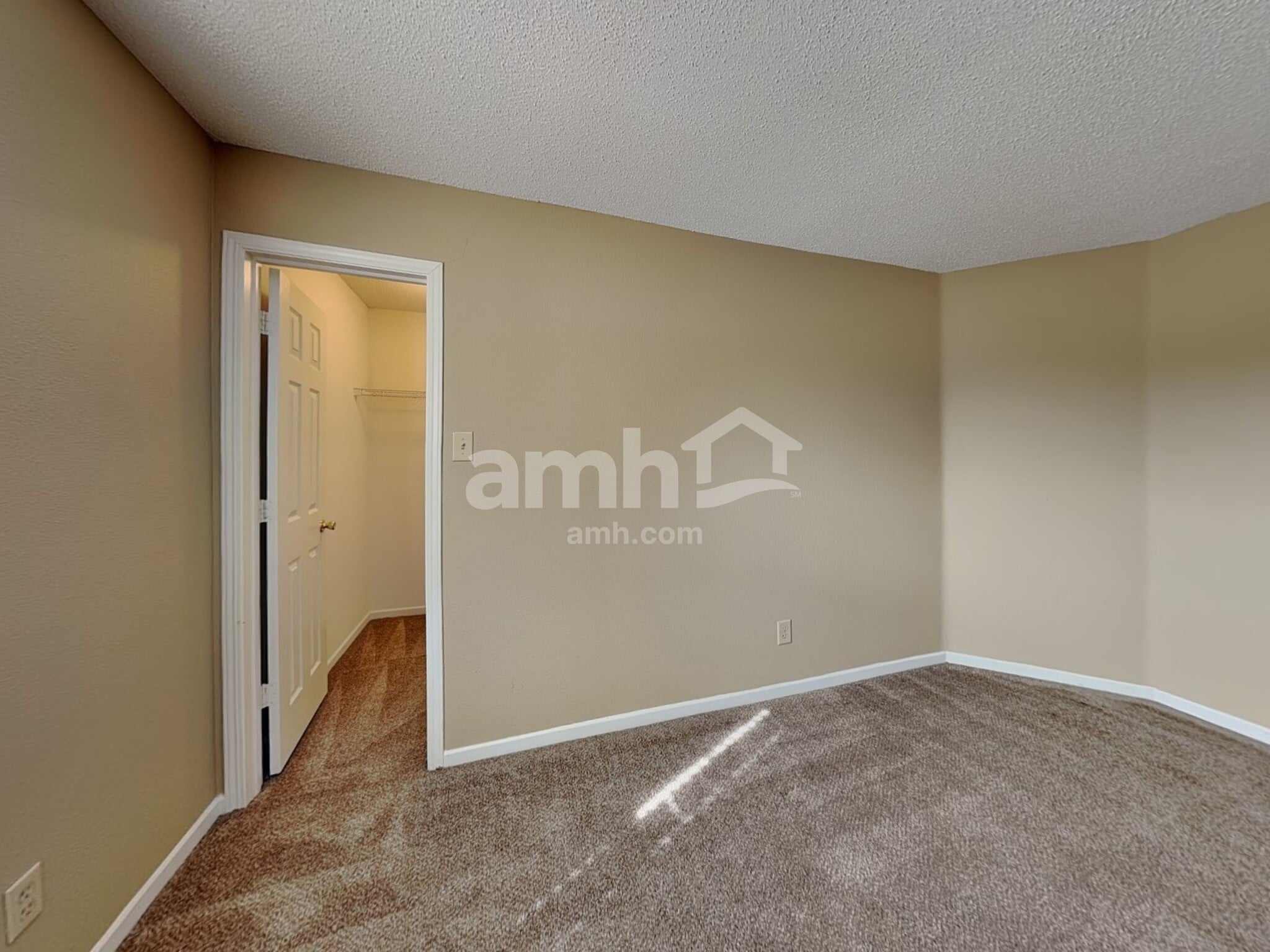 Building Photo - 13426 Allegiance Dr