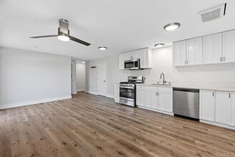 Building Photo - 1136 Montura Rd