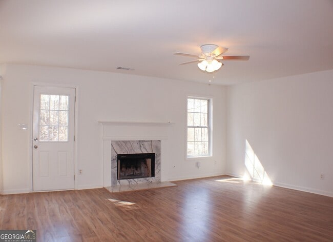 Building Photo - 1060 Grace Dr