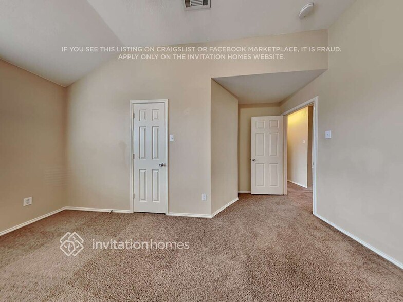 Building Photo - 5617 Piedra Dr
