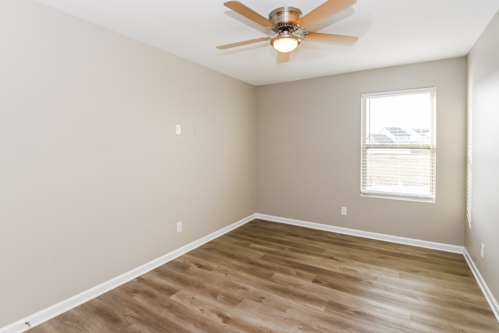 Building Photo - 3343 Saddlebrook Dr