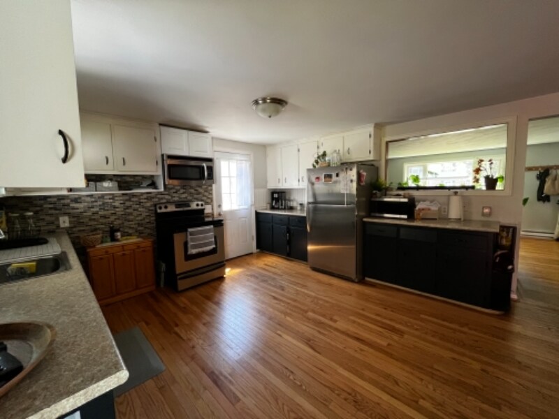 Building Photo - 73 Shawn Dr