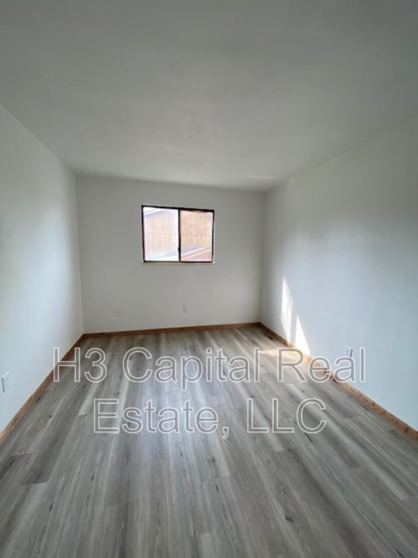Building Photo - 620 Ganim Dr