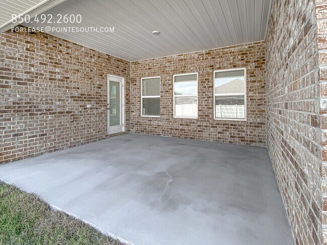 Building Photo - 24847 Smarty Jones Cir
