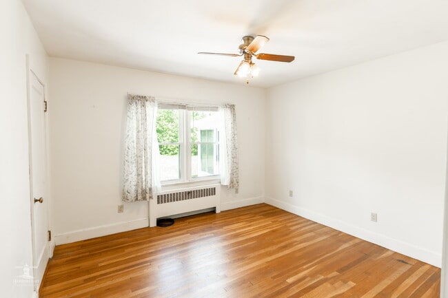 Building Photo - Charming 3BR South Portland Single-Family Home | Sunroom, Garage, Basement Storage & Spacious Yard