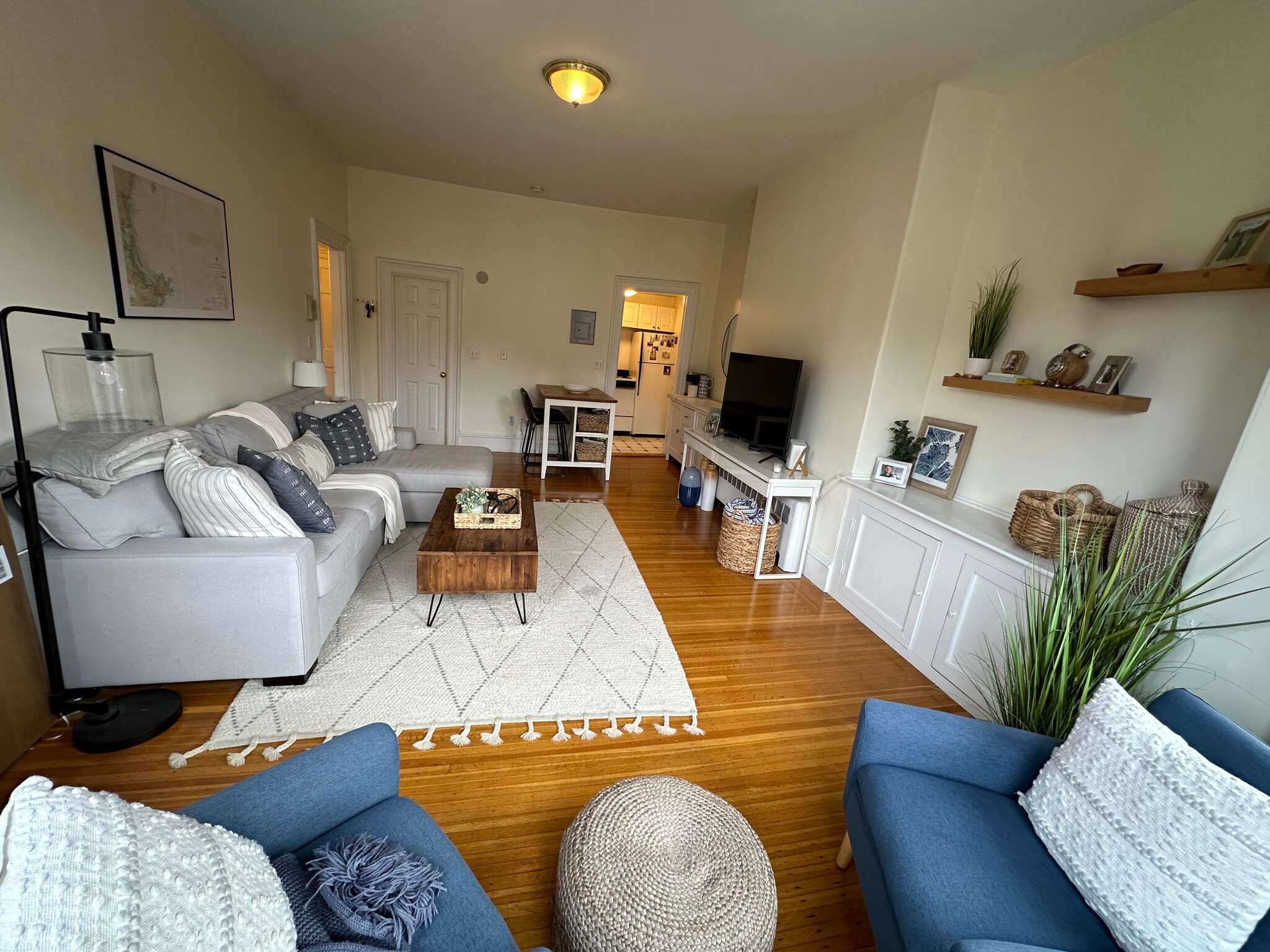 Building Photo - 300 Marlborough St