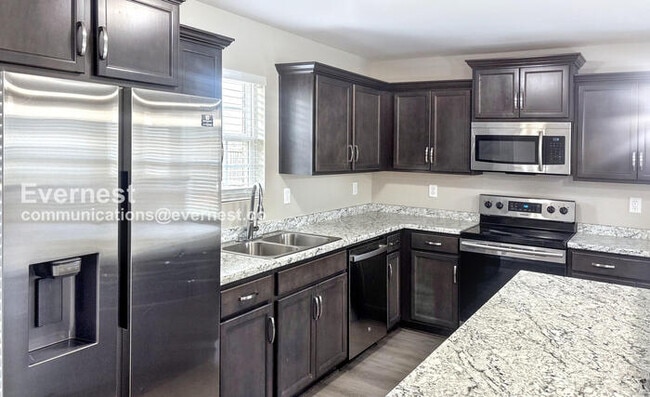 Building Photo - 1226 Mt Lebanon Rd