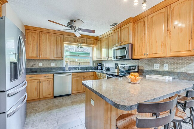 Building Photo - 10444 Copperwood Dr