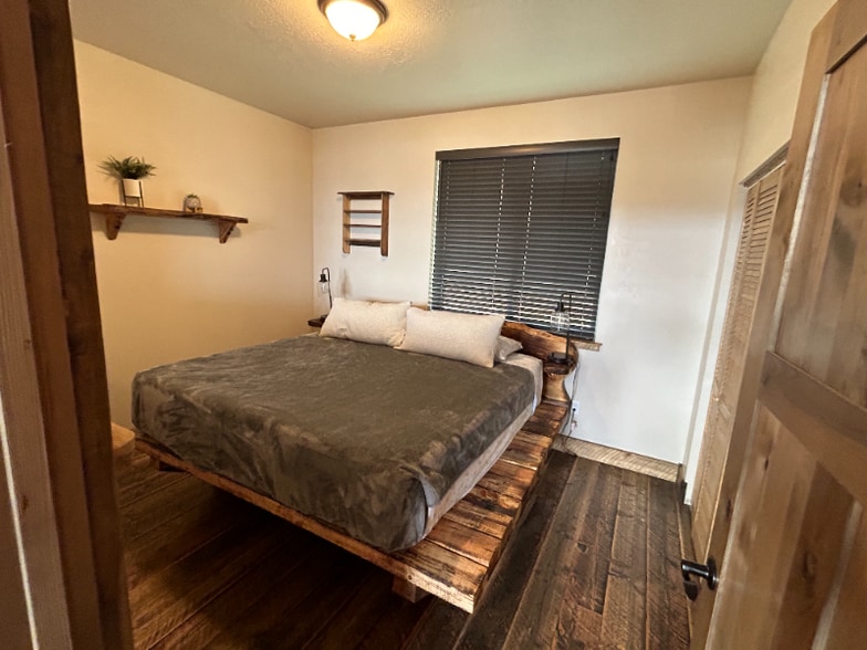 Building Photo - 6174 Lay About Ln