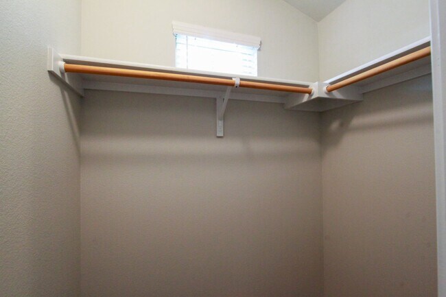 Building Photo - Newly Built 3 Bedroom, 2.5 Bath House in Round Rock's University Park Villas