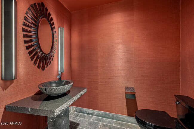 Building Photo - 8406 E Calle Buena Vista