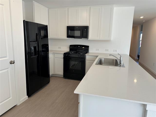 Building Photo - 744 Dressage Ln