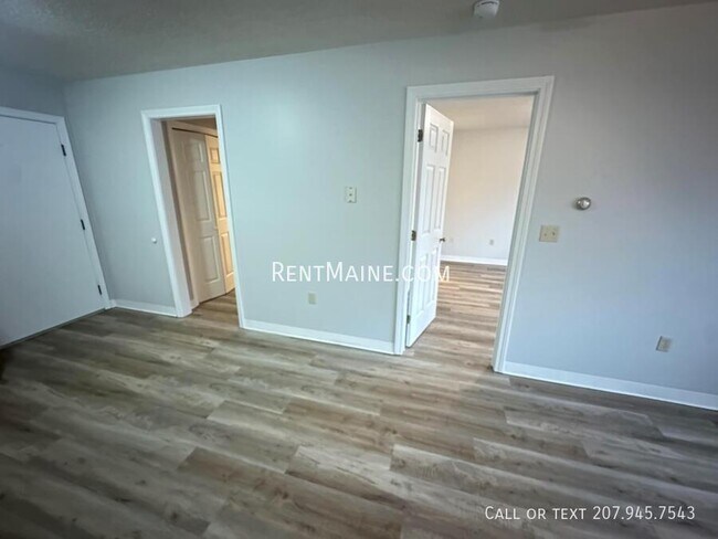 Building Photo - 46 Baker St