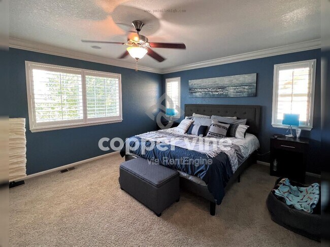 Building Photo - 11881 Chambers Dr