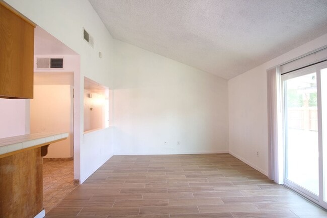 Building Photo - Cozy 3-Bedroom, 2-Bath Home