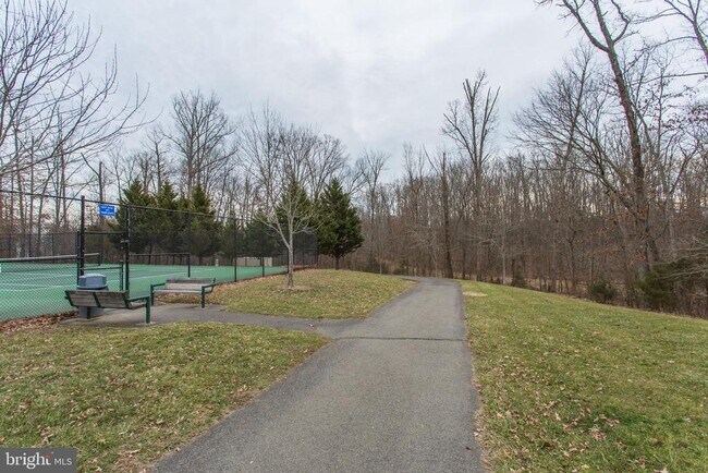 Building Photo - 10168 Elgin Way