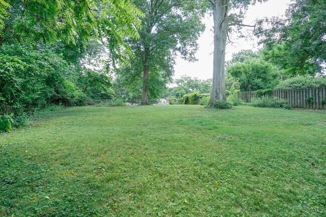Building Photo - 1090 Birney Ln