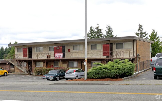 Primary Photo - Beaumont Apts
