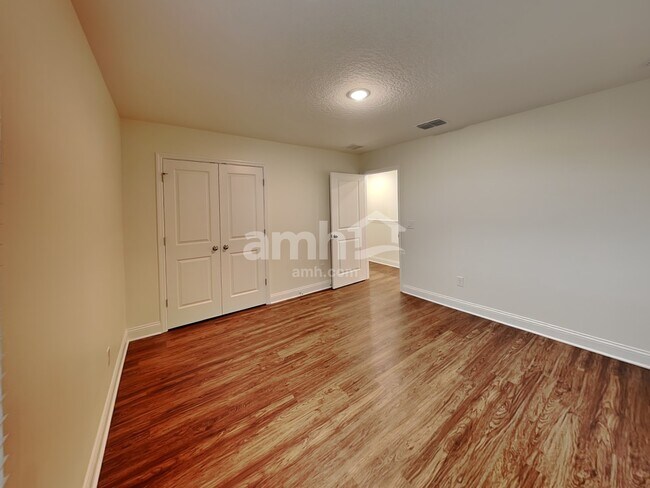 Building Photo - 6209 Little Blf Cir