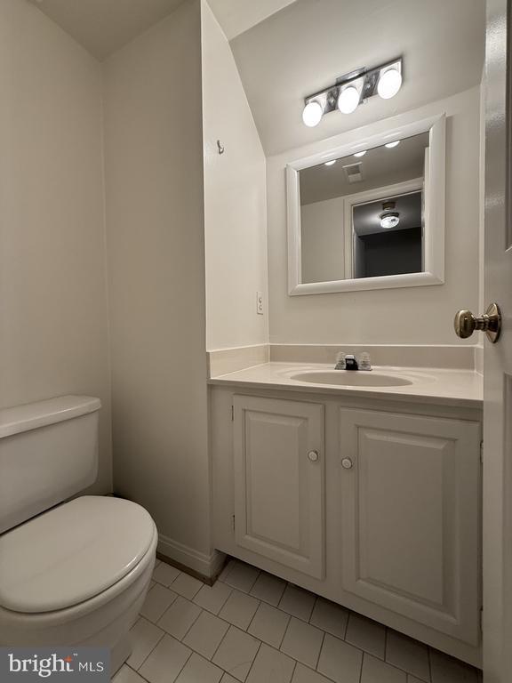 Building Photo - 7136 Swansong Wy