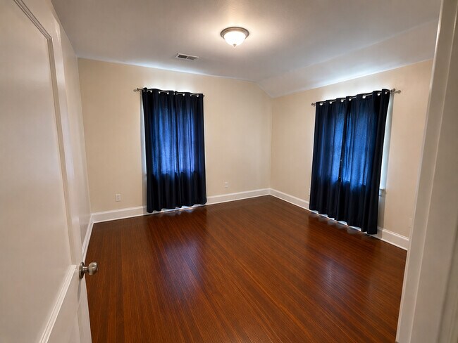 Building Photo - 629 Watson Ave