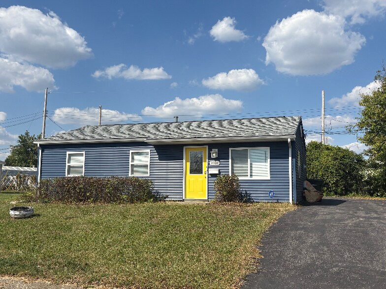 Primary Photo - 2026 Penrose Dr