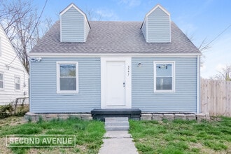 Building Photo - 3547 Jackson Ave