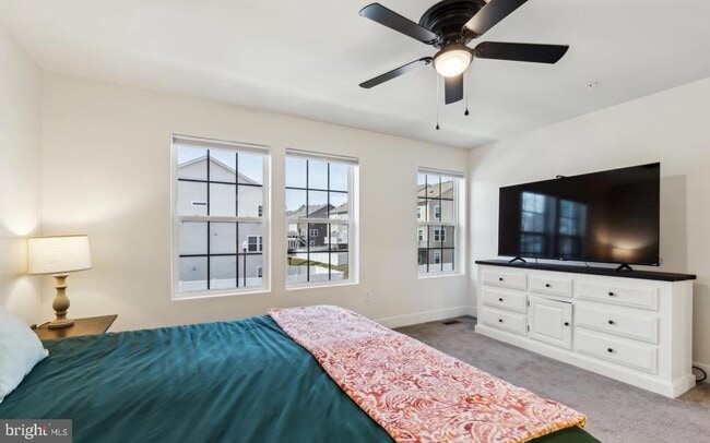 Building Photo - 45455 Concord Wy