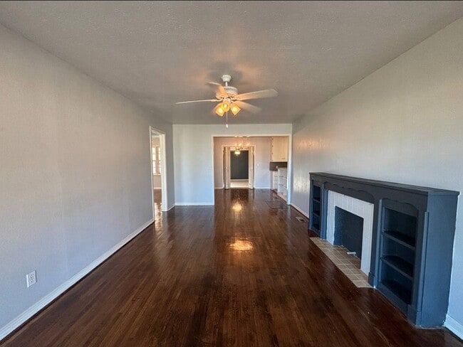 Building Photo - 1709 N Quapah Ave