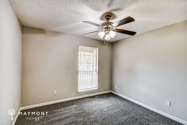 Building Photo - Montevallo Home, Ready for You