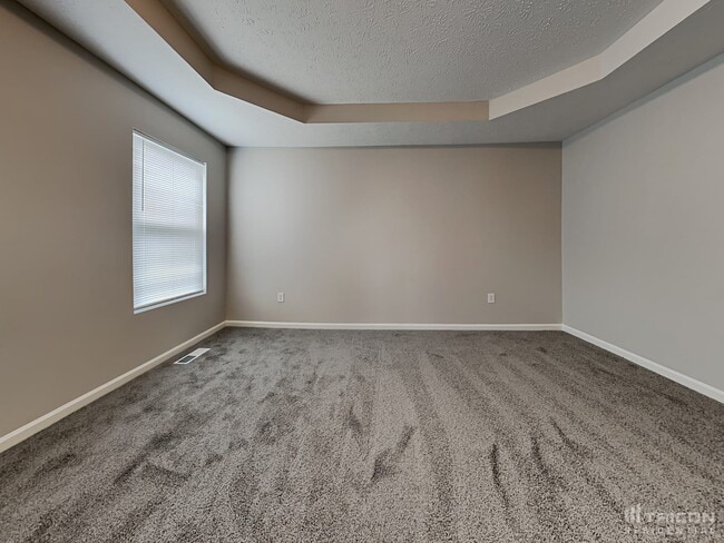 Building Photo - 2089 Shadow Fox Dr