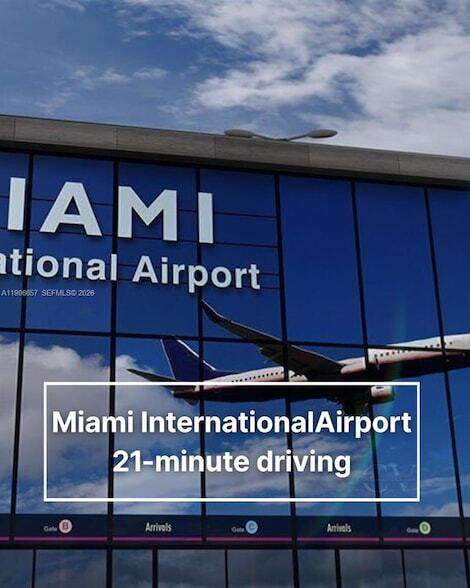 Building Photo - 600 NE 36th St