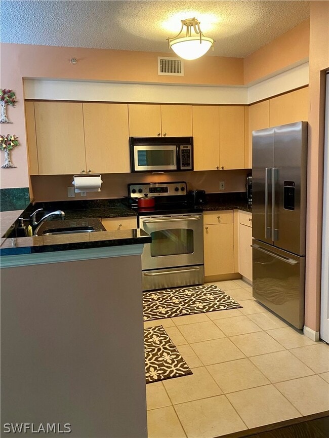 Building Photo - 1105 Reserve Ct