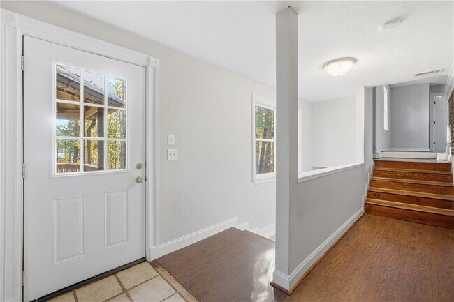 Building Photo - 3890 Steve Tate Hwy