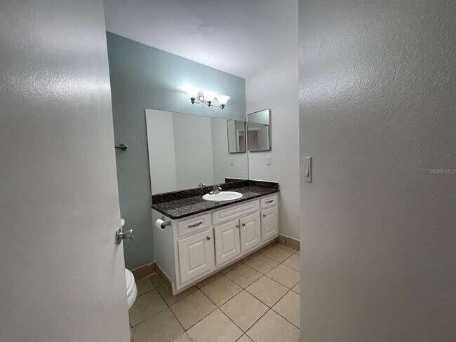 Building Photo - 4708 Walden Cir
