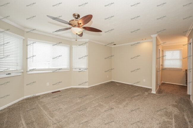 Building Photo - 3678 Lake Ave