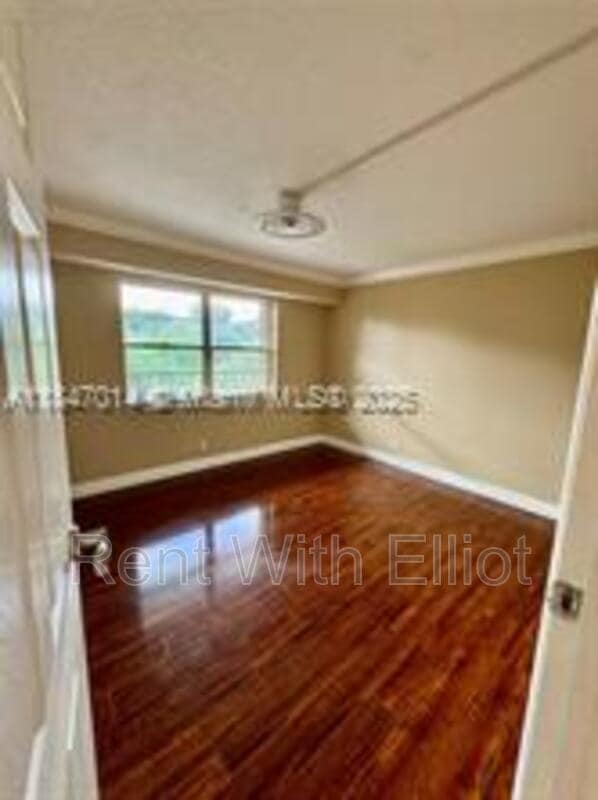 Building Photo - 3100 W Rolling Hills Cir