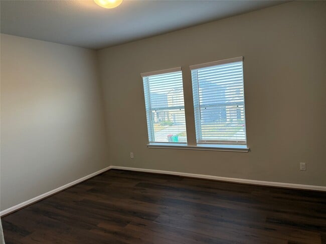 Building Photo - 1222 Obispo Ct