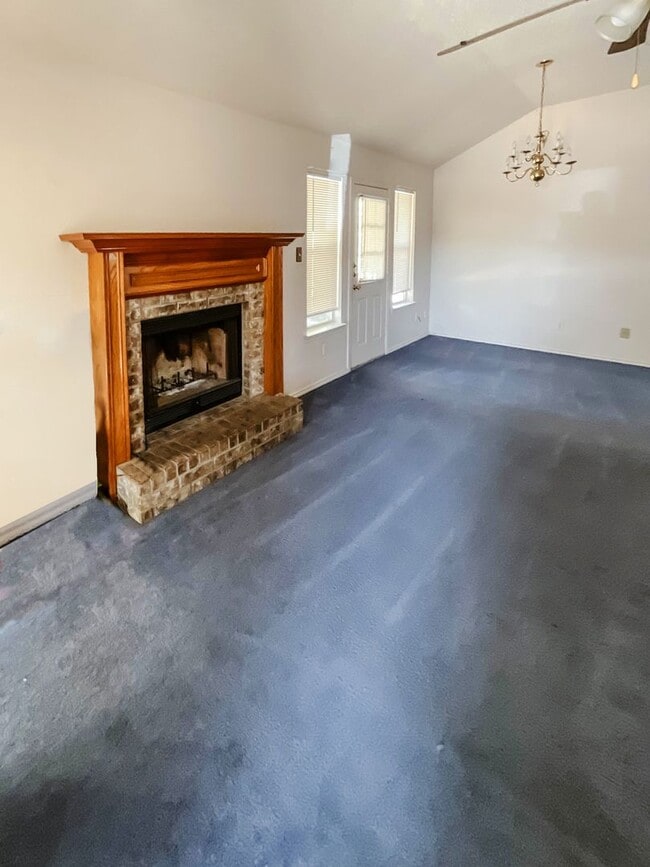 Building Photo - 3-Bedroom Home Located in Killeen