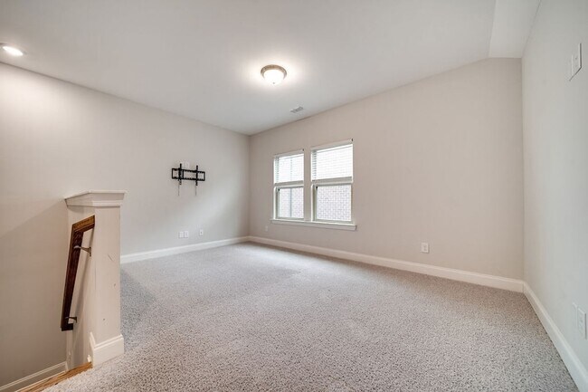 Building Photo - 1681 Boardwalk Pl