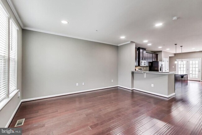 Building Photo - 13404 Waterford Hills Boulevard