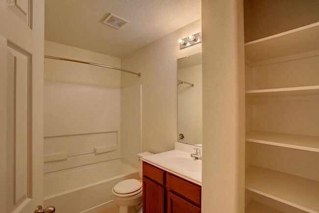 Building Photo - 28925 San Bernard River Loop