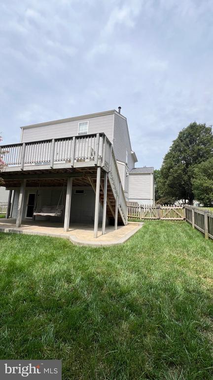 Building Photo - 16 Emerald Dr