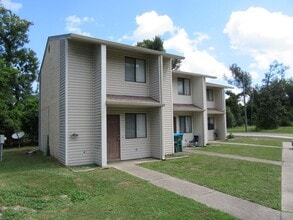 Building Photo - 804 West St