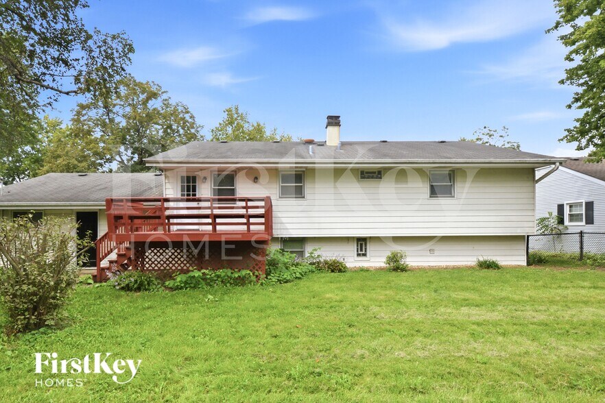 Building Photo - 401 Longview Dr