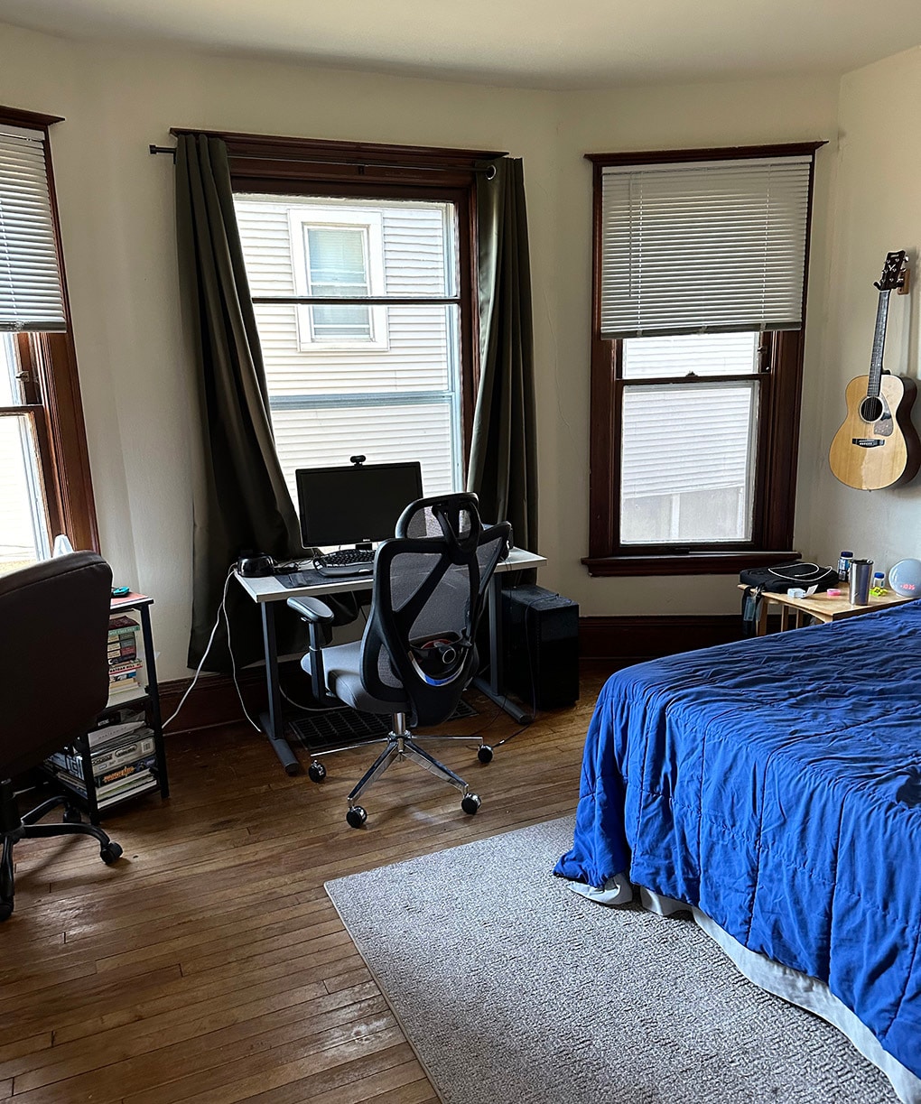 Building Photo - 217 S Mills St