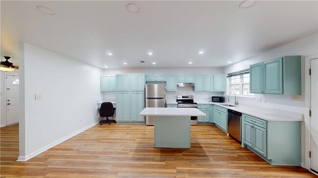 Building Photo - 463 Magnolia Rd