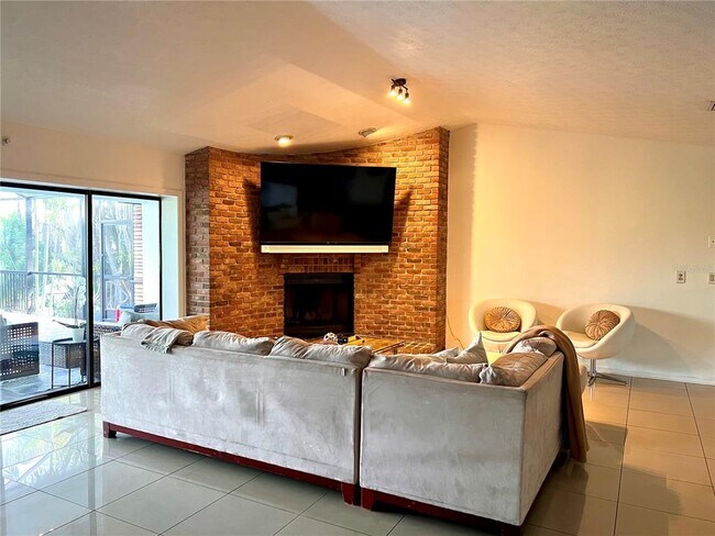 Building Photo - 6612 Black Fin Way