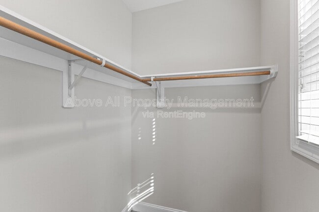 Building Photo - 3828 Hickory Manor Dr