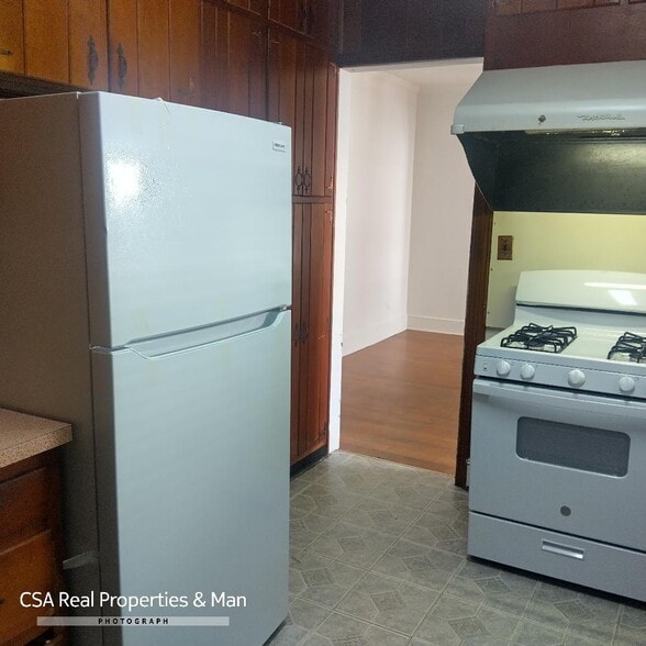 Building Photo - 1691 Beecher St SW